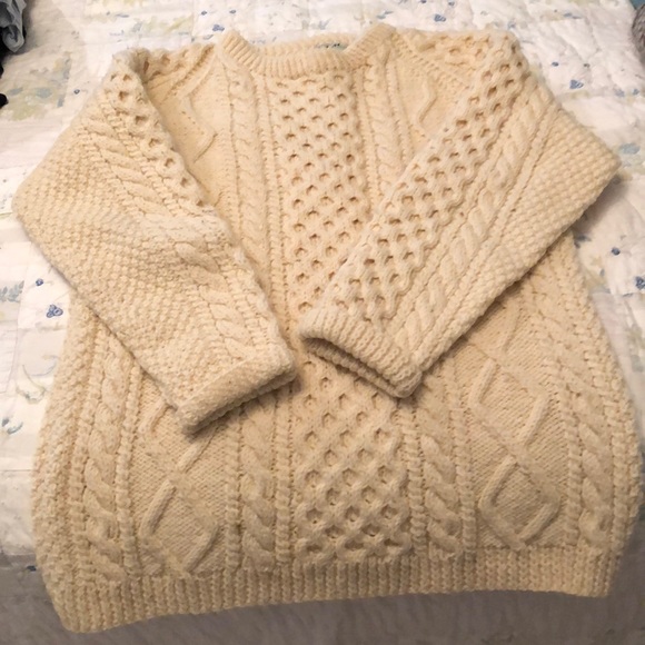 Sweaters - 🍀Authentic Irish sweater. Make an offer!
